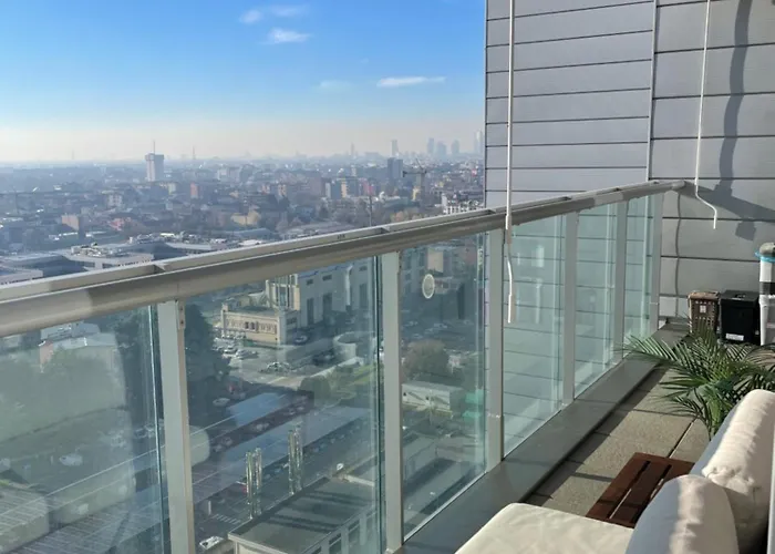 Skyline15-elegant Panoramic Apartment-metro M1- Only 20 Minutes From Cathedral * Milán